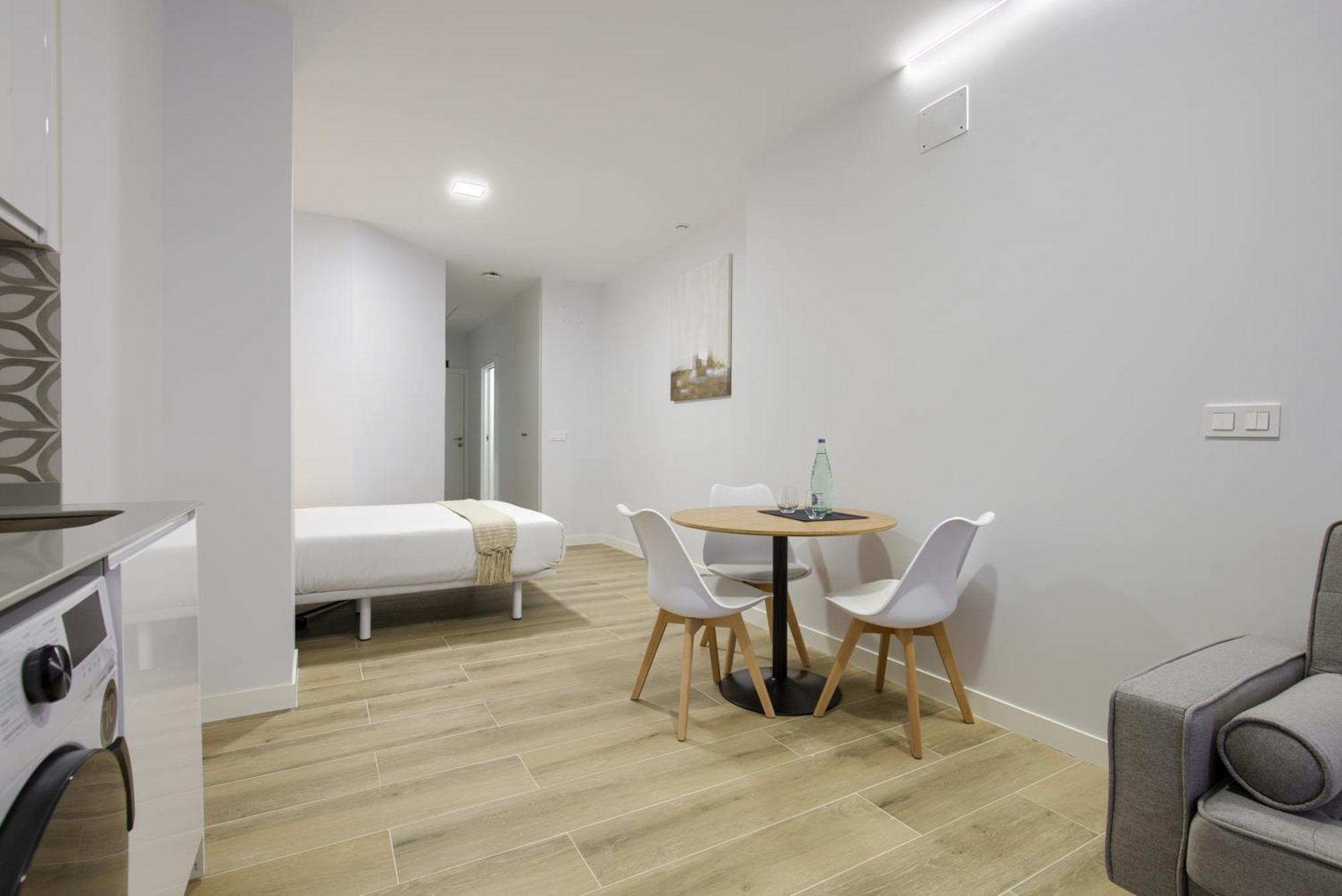 Apartament Dobo Madrid Numancia Zewnętrze zdjęcie